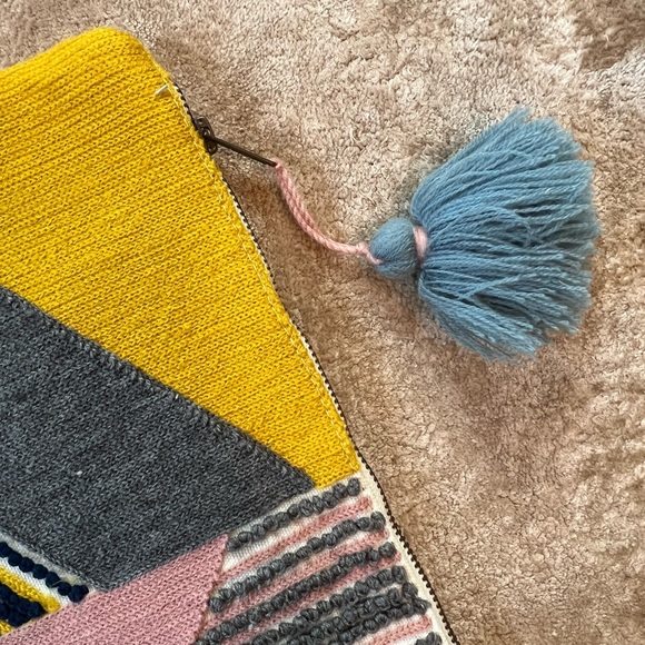 Anthropologie Woven Tapestry Clutch - Pom Pom Tassel Bright Yellow Pink Blue - Picture 6 of 6